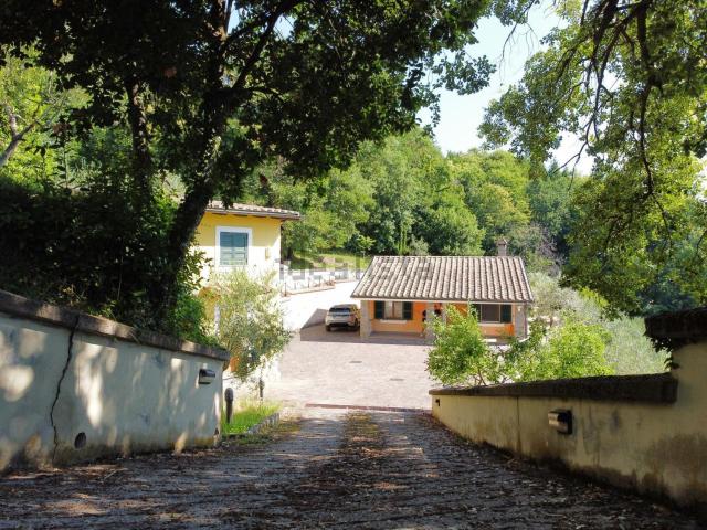 Case e ville in vendita di 170 m² in Località Cappella