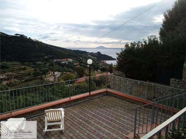 Case e ville in vendita di 170 m² in Località Peducelli