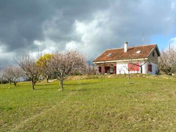 Case e ville in vendita di 170 m² in Strada Vicinale di Ripallanza