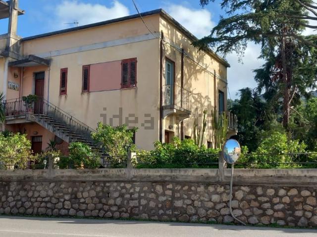 Case e ville in vendita di 171 m²