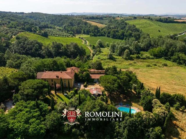 Case e ville in vendita di 1722 m²