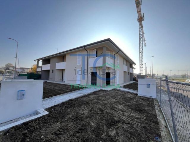Case e ville in vendita di 172 m² in Via Stefano Cella