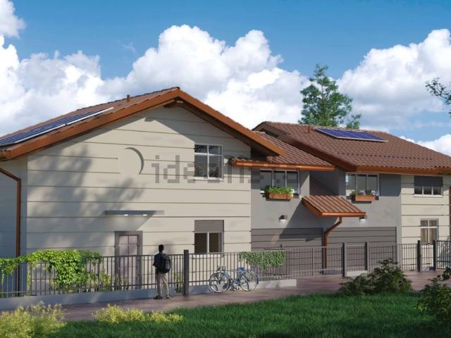 Case e ville in vendita di 172 m² in Via Resegone