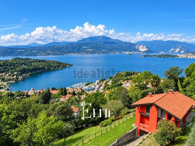 Case e ville in vendita di 173 m² in Via Vararo, 38