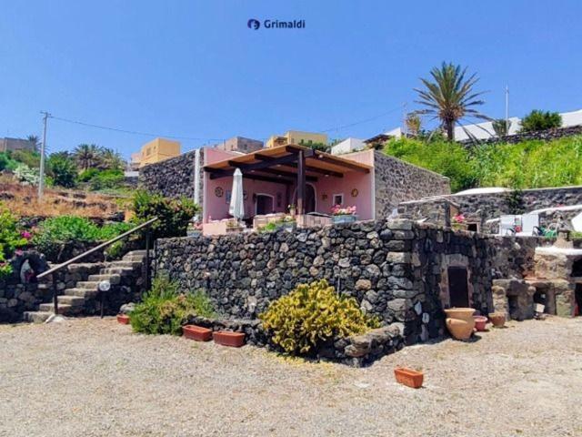 Case e ville in vendita di 174 m² in Via Conitro Inferiore, 43