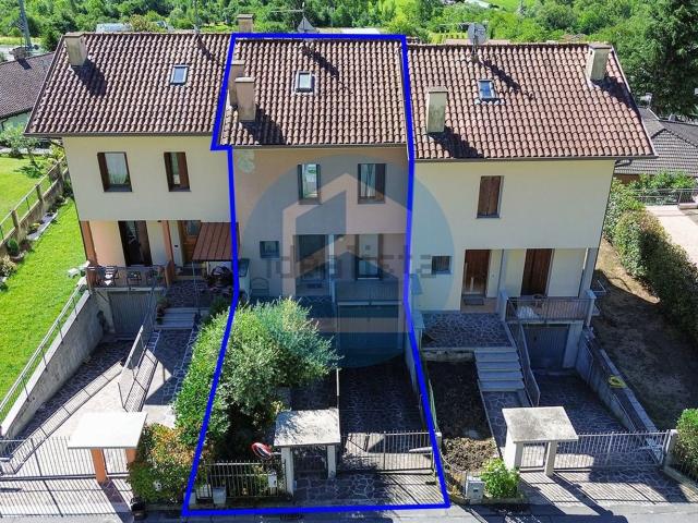 Case e ville in vendita di 174 m² in Via Donatori di Sangue