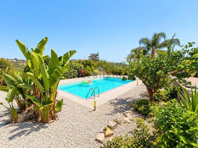 Case e ville in vendita di 175 m²