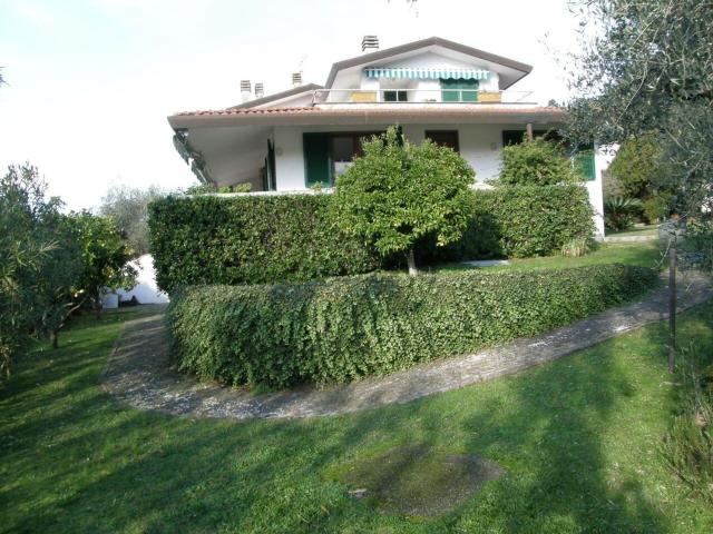 Case e ville in vendita di 175 m²