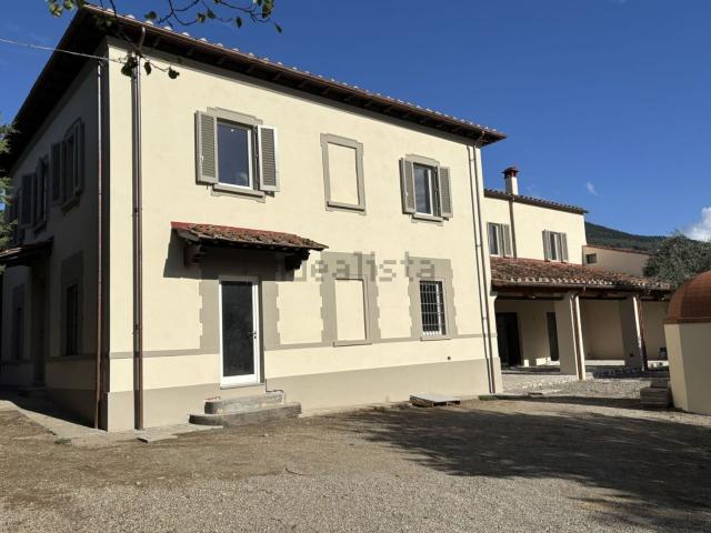 Case e ville in vendita di 175 m²