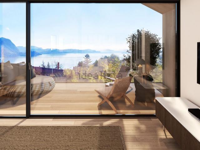 Case e ville in vendita di 175 m² in Via Manin