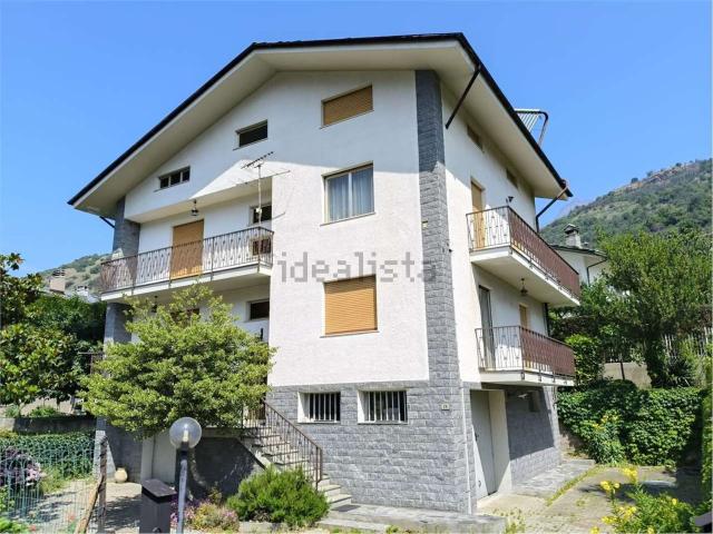Case e ville in vendita di 175 m² in Via Martinet, 24