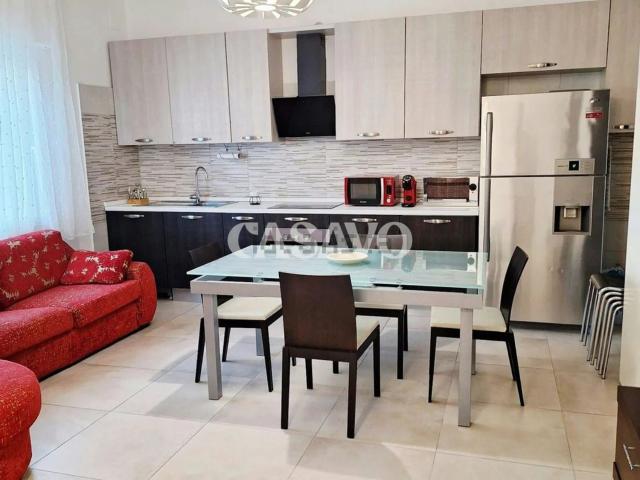 Case e ville in vendita di 175 m² in Via Nazionale per Teramo, 164