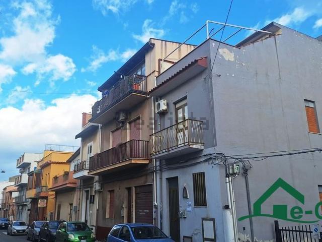 Case e ville in vendita di 176 m² in Via Umberto I, 22