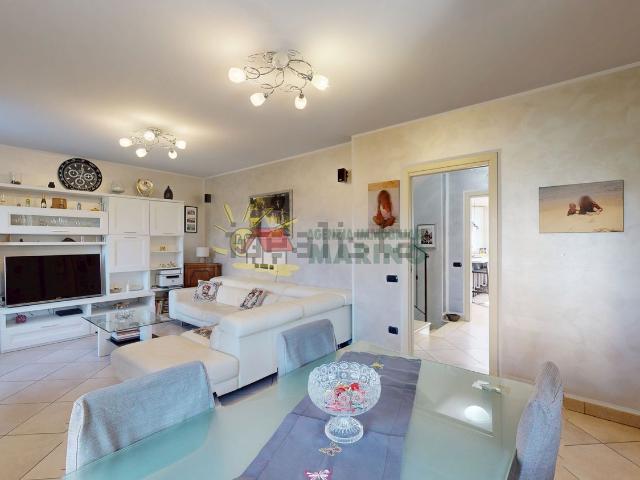 Case e ville in vendita di 178 m² in Via Gran Sasso, 116