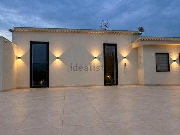 Case e ville in vendita di 178 m² in Via Fossa di Valle, 7