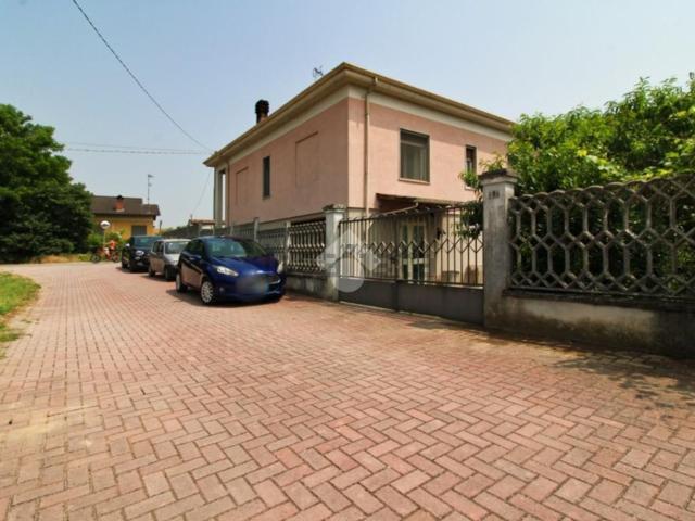 Case e ville in vendita di 178 m² in Via Scalina, 37
