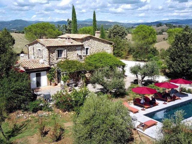 Case e ville in vendita di 179 m² in Via Scansanese, 47
