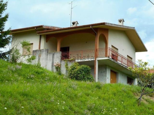 Case e ville in vendita di 179 m²