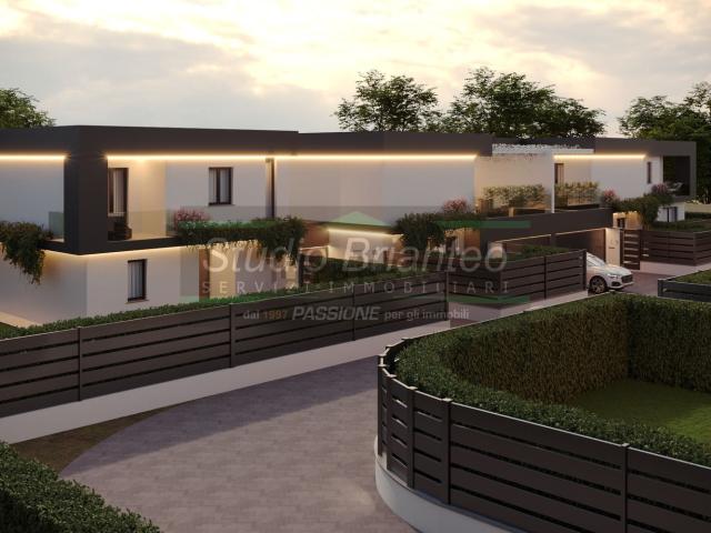 Case e ville in vendita di 179 m² in Via Enrico Fermi