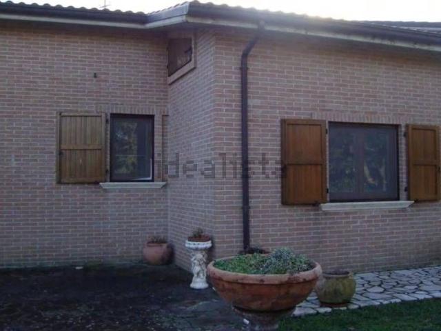 Case e ville in vendita di 179 m² in Contrada Colle Cuccitto