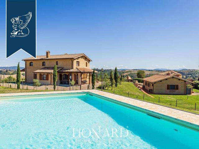 Case e ville in vendita di 1800 m²