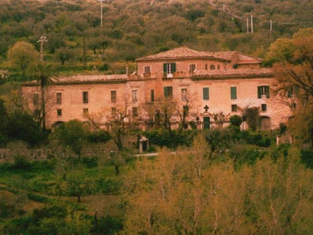 Case e ville in vendita di 1800 m² in Contrada Marià