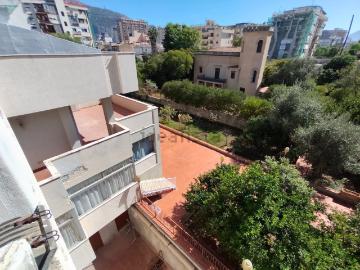 Case e ville in vendita di 1800 m² in Via Maltese, 102