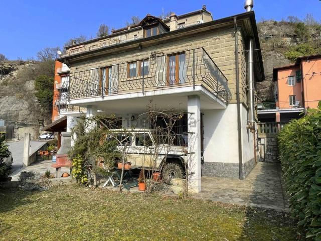 Case e ville in vendita di 180 m²