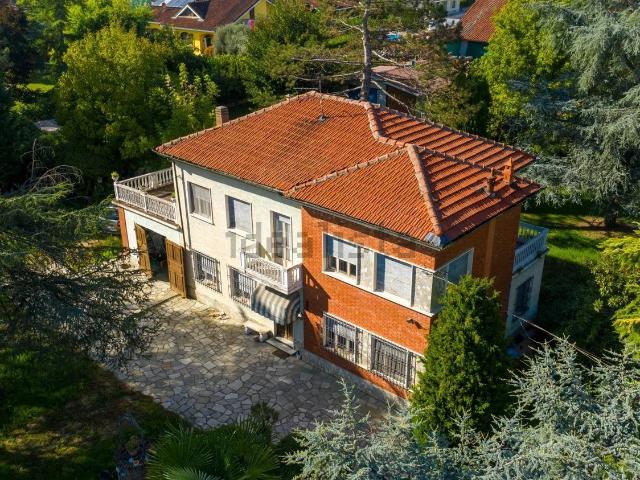 Case e ville in vendita di 180 m²
