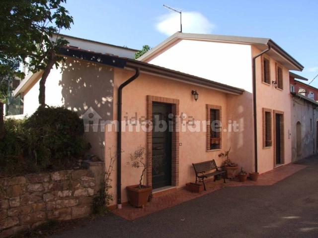 Case e ville in vendita di 180 m²