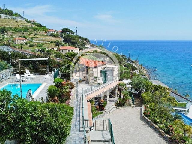 Case e ville in vendita di 180 m²