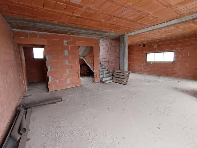 Case e ville in vendita di 180 m²