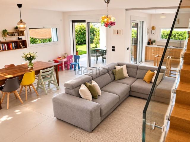 Case e ville in vendita di 180 m²