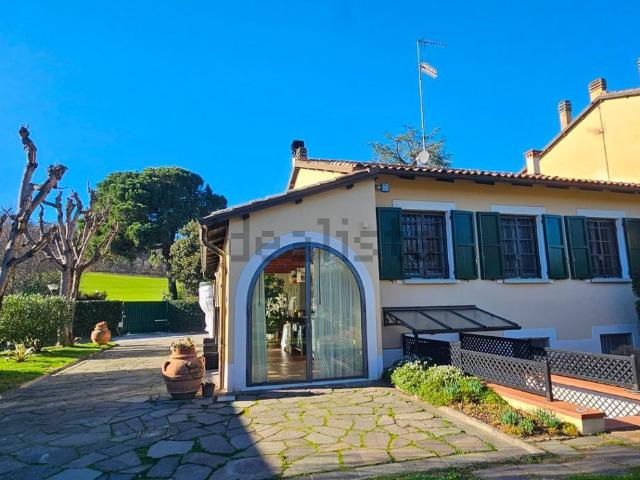 Case e ville in vendita di 180 m²
