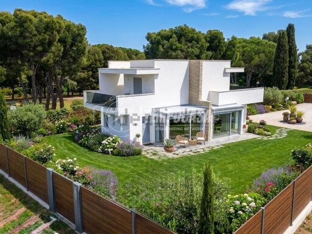 Case e ville in vendita di 180 m²