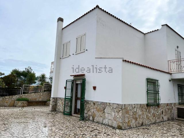 Case e ville in vendita di 180 m²
