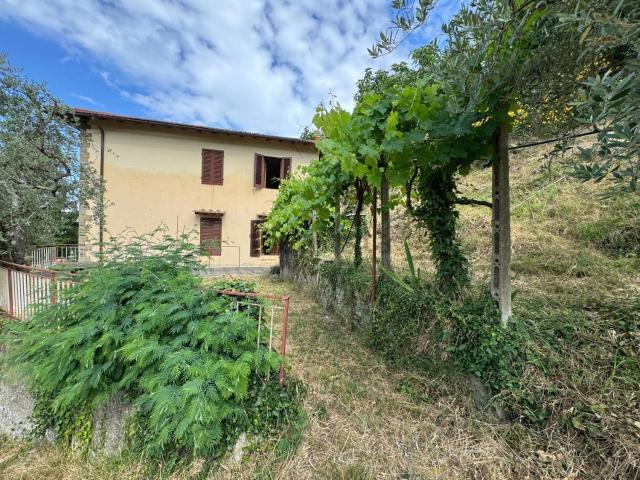 Case e ville in vendita di 180 m²