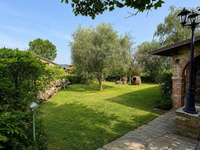 Case e ville in vendita di 180 m²
