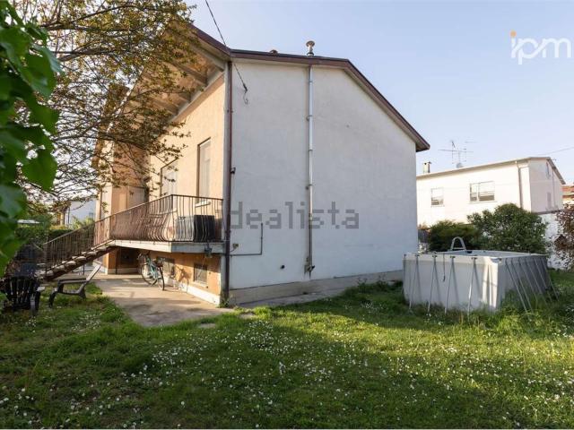 Case e ville in vendita di 180 m²