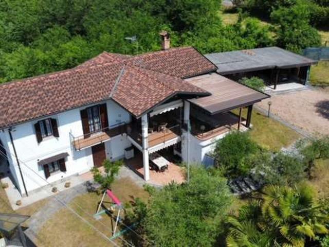Case e ville in vendita di 180 m²