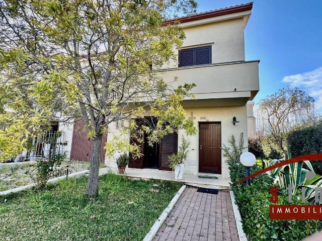 Case e ville in vendita di 180 m²