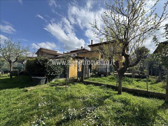 Case e ville in vendita di 180 m²