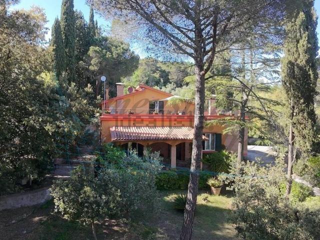 Case e ville in vendita di 180 m² in Traversa Livornese il Sito