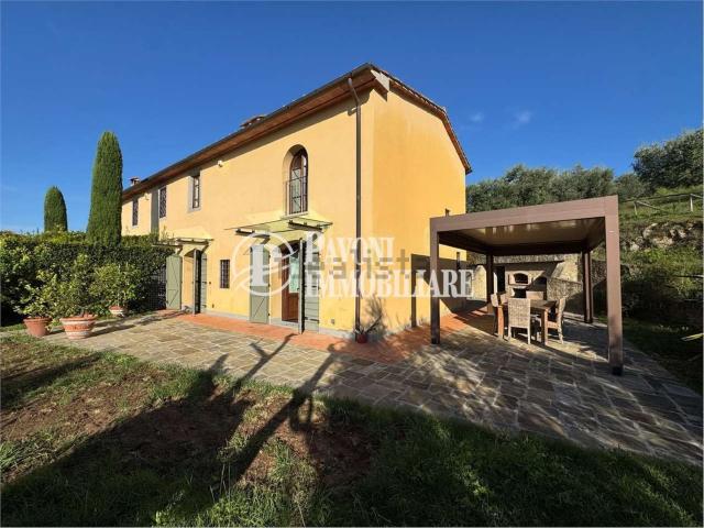 Case e ville in vendita di 180 m² in Via Bartolomeo Sestini