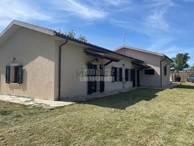 Case e ville in vendita di 180 m² in Via Bernardino Ciacci