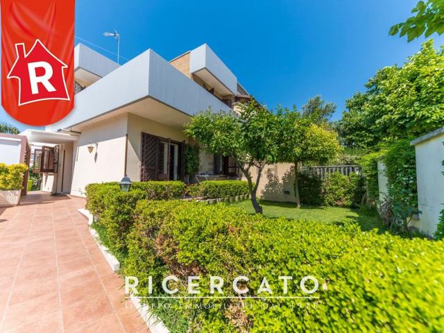 Case e ville in vendita di 180 m² in Via G. Marconi, 33