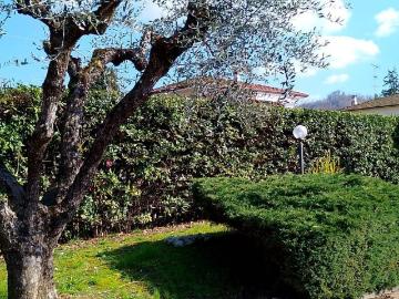 Case e ville in vendita di 180 m² in Via di Coli e Spezi