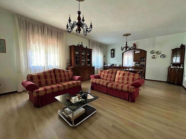 Case e ville in vendita di 180 m² in Via Mazzocco