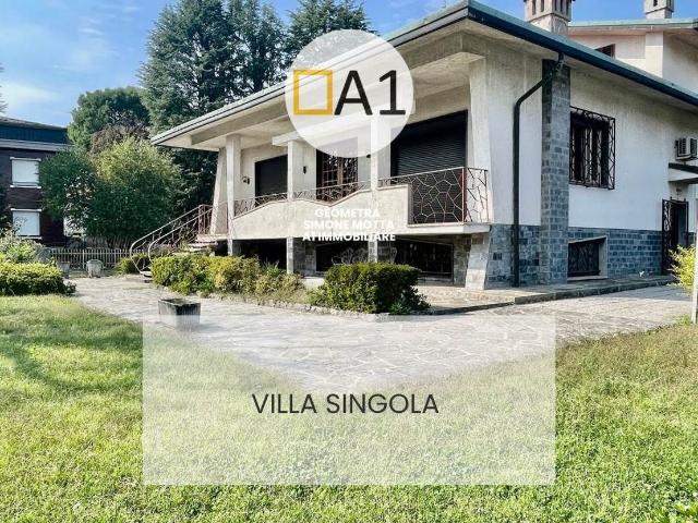 Case e ville in vendita di 180 m² in Via Marco Polo