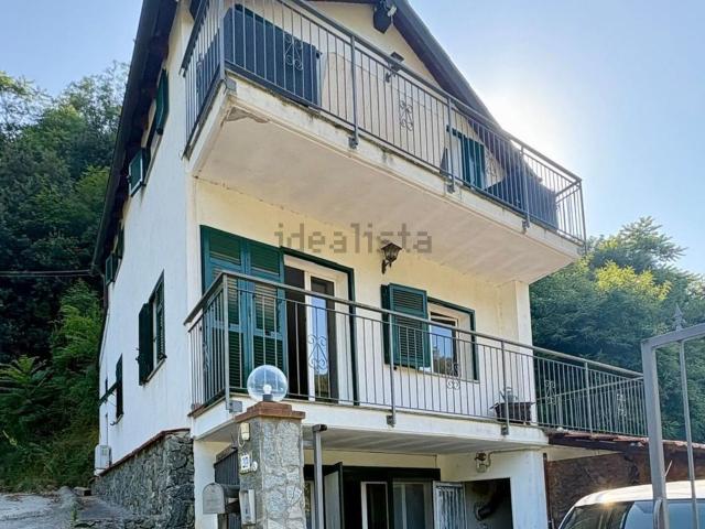 Case e ville in vendita di 180 m² in Via Nazionale Piemonte